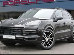 Schwarz Gebraucht 2025 Porsche Cayenne SUV | 123.888 € (Superpreis)