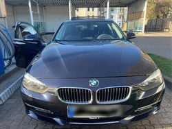 Blau Gebraucht 2015 BMW 320 Luxury Line Kombi | 11.900 € (Superpreis)