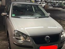 Grau Gebraucht 2007 VW Polo Kleinwagen | 1.100 € (Guter Preis)