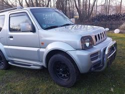 Grau Gebraucht 2005 Suzuki Jimny SUV | 8.200 € (Fairer Preis)