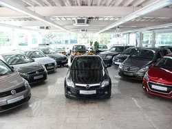 Schwarz Gebraucht 2005 Opel Tigra Sport Cabrio | 1.990 € (Fairer Preis)