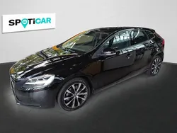 Schwarz Gebraucht 2019 Volvo V40 Momentum Kombi | 15.990 € (Superpreis)