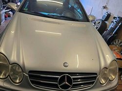 Silber Gebraucht 2008 Mercedes 190 Limousine | 5.000 €