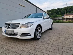 Weiß Gebraucht 2013 Mercedes C220 Avantgarde Limousine | 10.500 € (Guter Preis)