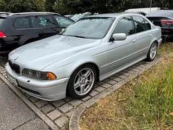 Grau Gebraucht 2002 BMW 525 Limousine | 3.700 €