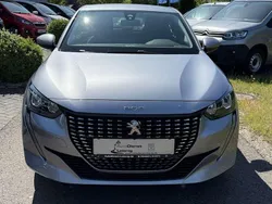 Grau Gebraucht 2021 Peugeot 208 Active Kleinwagen | 14.500 € (Etwas zu teuer)