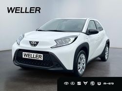 Weiß (schneeweiß) Neu 2025 Toyota Aygo Business Edition Kleinwagen | 16.990 €
