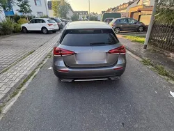 Grau Gebraucht 2018 Mercedes A180 Kleinwagen | 23.850 € (Teuer)