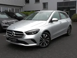 Iridiumsilber metallic Gebraucht 2022 Mercedes B250e Progressive Van / Kleinbus | 20.610 € (Fairer Preis)