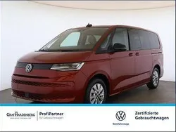 Rot Gebraucht 2023 VW T7 Basis Van | 52.444 € (Fairer Preis)