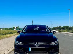 Schwarz Gebraucht 2022 VW Golf VIII Active Limousine | 22.500 € (Guter Preis)