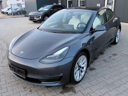 Grau Gebraucht 2021 Tesla Model 3 Long Range AWD Limousine | 29.900 € (Etwas zu teuer)