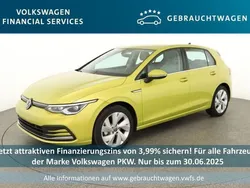 Gelb Gebraucht 2020 VW Golf VII Style Limousine | 20.510 € (Guter Preis)
