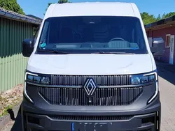 Weiß Gebraucht 2024 Renault Master Van | 33.900 €