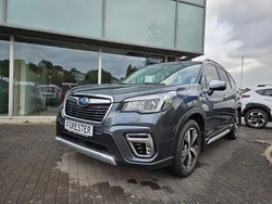 Grau Gebraucht 2020 Subaru Forester Platinum SUV | 23.800 € (Fairer Preis)