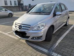 Silber Gebraucht 2010 Mercedes B160 Van / Kleinbus | 6.300 € (Fairer Preis)