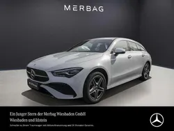 Digital weiss Gebraucht 2024 Mercedes CLA250e AMG Line Premium Limousine | 34.920 € (Guter Preis)
