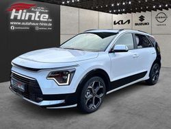 Weiss Neu 2025 Kia Niro Spirit SUV | 35.875 € (Etwas zu teuer)