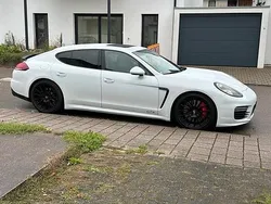 Weiß Gebraucht 2015 Porsche Panamera GTS Limousine | 48.500 €