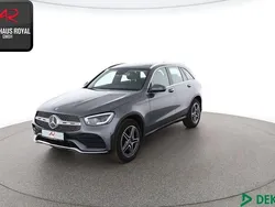 Grau (metallic) Gebraucht 2020 Mercedes GLC400d AMG SUV | 43.480 € (Guter Preis)