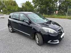 Schwarz Gebraucht 2014 Renault Scénic III Bose Edition Van / Kleinbus | 5.200 € (Guter Preis)