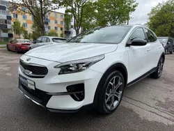 Weiß Gebraucht 2020 Kia XCeed Launch Edition SUV | 21.999 € (Fairer Preis)