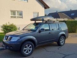 Grau Gebraucht 2011 Nissan Pathfinder SUV | 20.990 €