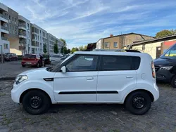 Weiß Gebraucht 2010 Kia Soul Attract SUV | 2.499 € (Fairer Preis)