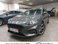 Grau Gebraucht 2020 Ford Focus ST-Line Limousine | 11.132 € (Guter Preis)