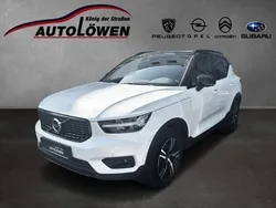 Weiß Gebraucht 2019 Volvo XC40 R-Design SUV | 28.350 € (Guter Preis)