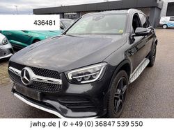 Grau Gebraucht 2020 Mercedes GLC300e AMG SUV | 33.950 € (Fairer Preis)