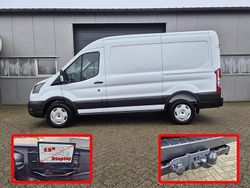 Weiß Gebraucht 2024 Ford Transit Trend Van / Kleinbus | 40.500 € (Fairer Preis)