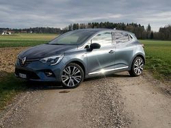 Grau Gebraucht 2022 Renault Clio V Kleinwagen | 14.999 € (Fairer Preis)