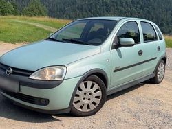 Blau Gebraucht 2002 Opel Corsa Elegance Limousine | 2.300 € (Etwas zu teuer)