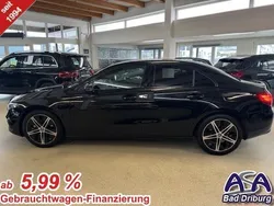 Kosmosschwarzmetallic Gebraucht 2024 Mercedes A200 Night Limousine | 31.990 € (Fairer Preis)