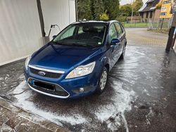 Blau Gebraucht 2009 Ford Focus Style Limousine | 4.000 € (Fairer Preis)