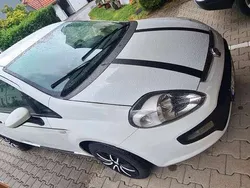 Weiß Gebraucht 2011 Fiat Punto Kleinwagen | 4.500 € (Fairer Preis)