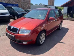 Cayenneorange met. Gebraucht 2000 Skoda Fabia Elegance Kombi | 1.500 € (Fairer Preis)