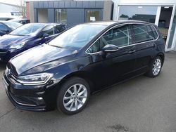 Schwarz Gebraucht 2020 VW Golf Sportsvan Highline Van / Kleinbus | 12.990 € (Fairer Preis)