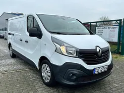 Weiß Gebraucht 2015 Renault Trafic Komfort Van | 12.900 € (Teuer)