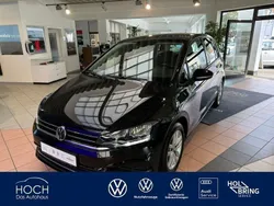Schwarz Gebraucht 2018 VW Golf Sportsvan Comfortline Van / Kleinbus | 17.900 € (Fairer Preis)