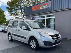 Gris aluminium Gebraucht 2016 Peugeot Partner Active Van / Kleinbus | 8.450 € (Fairer Preis)