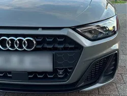 Grau Gebraucht 2020 Audi A1 Sportback Black Edition Kleinwagen | 23.990 € (Etwas zu teuer)