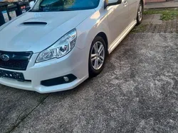 Weiß Gebraucht 2013 Subaru Legacy Kombi | 3.750 €