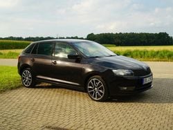 Schwarz Gebraucht 2014 Skoda Rapid Kleinwagen | 7.490 € (Fairer Preis)
