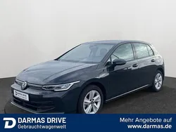 Grau Gebraucht 2024 VW Golf VIII Life Limousine | 22.490 € (Guter Preis)