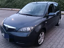 Grau Gebraucht 2005 Mazda 2 Exclusive Kleinwagen | 950 €