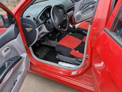 Rot Gebraucht 2005 Kia Rio Kleinwagen | 1.250 €