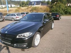 Black sapphire metallic Gebraucht 2013 BMW 520 Luxury Line Kombi | 10.000 € (Superpreis)