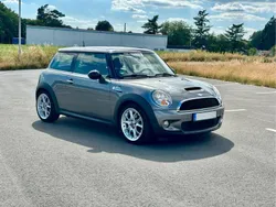 Grau Gebraucht 2010 Mini Cooper S Kleinwagen | 9.500 € (Fairer Preis)